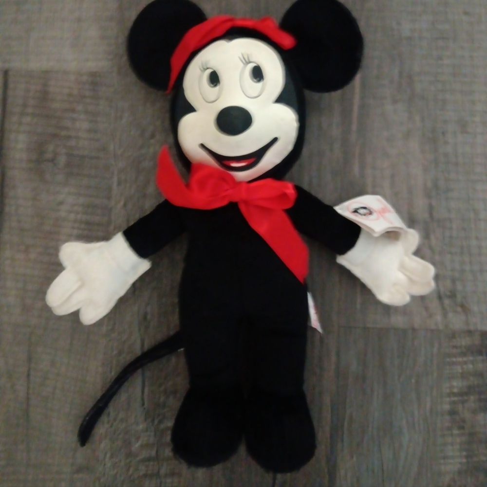 Vintage Disney Gund Limited Edition Minnie Mouse